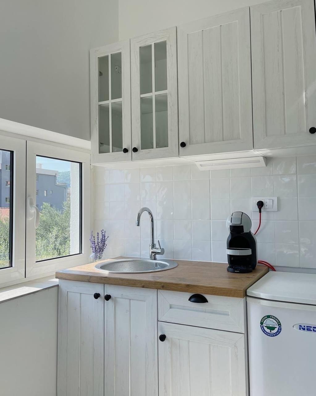 Studio Apartmani Lemon Budva Exterior photo